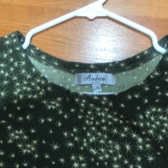 Ladies Sweater - Picture 3 of 4